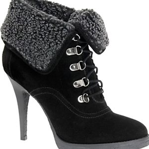 Pre-owned Black High Heel Shearling Suede Boots.